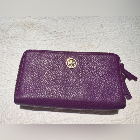 Tory Burch Purple/ Plum Leather Wallet good condition